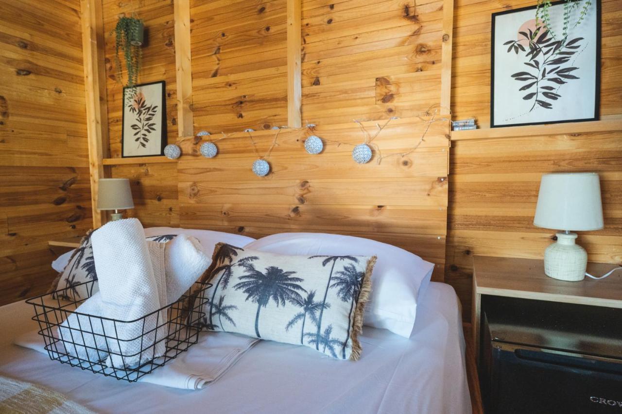 ホテル Nisi Glamping パラリア・ラホン エクステリア 写真