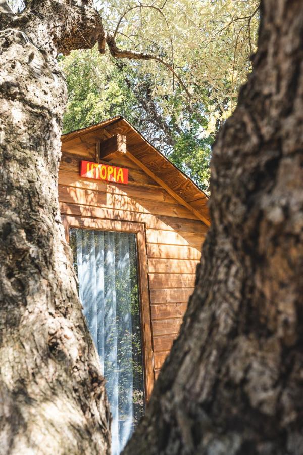 ホテル Nisi Glamping パラリア・ラホン エクステリア 写真